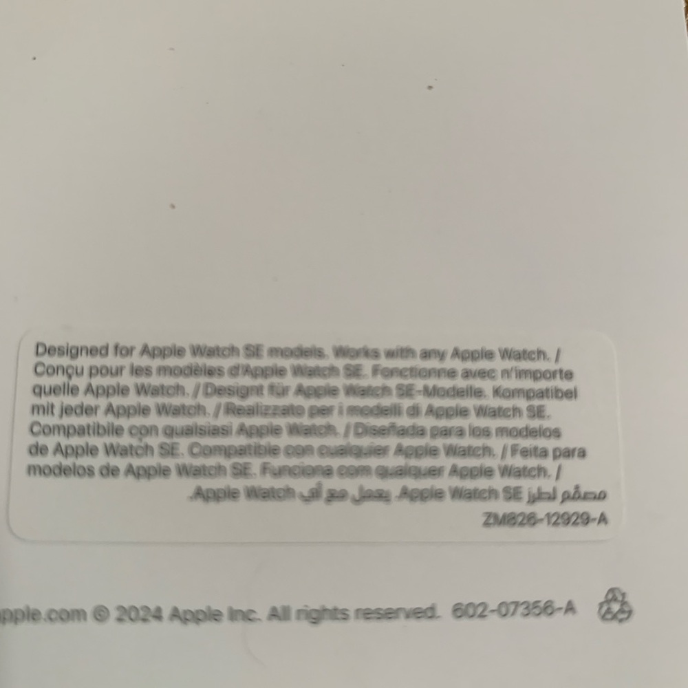 Apple Silicone Sport band only-40 mm, Stainless Steel Pin S/M Starlight NIB - Picture 4 of 5